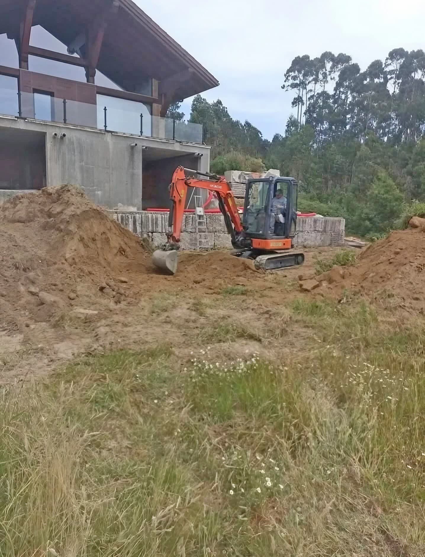 Construccións en Pedra Moldes, Trabajos en piedra